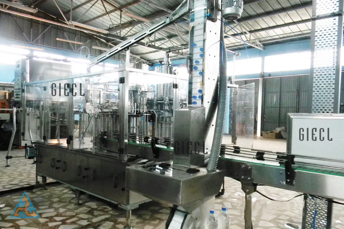 5400 Bottles per hour Filling Capping Machine
